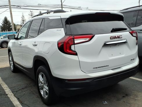 Used 2024 GMC Terrain SLE w/ Driver Convenience Package AWD/4WD image 6