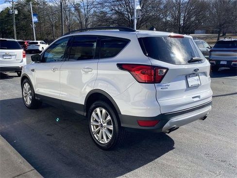 Used 2019 Ford Escape SEL image 4
