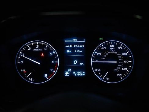 Used 2024 Subaru Outback Premium AWD/4WD image 18