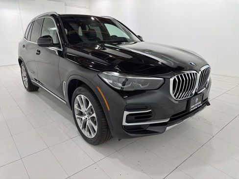 Certified 2023 BMW X5 xDrive40i w/ Premium Package AWD/4WD image 36