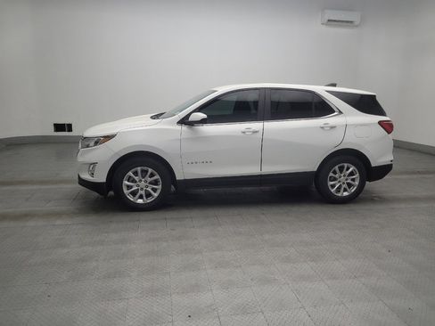 Used 2021 Chevrolet Equinox LT image 2