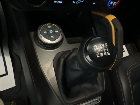 Used 2023 Ford Bronco Badlands AWD/4WD image 23
