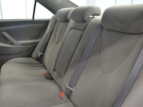 Used 2007 Toyota Camry LE image 28