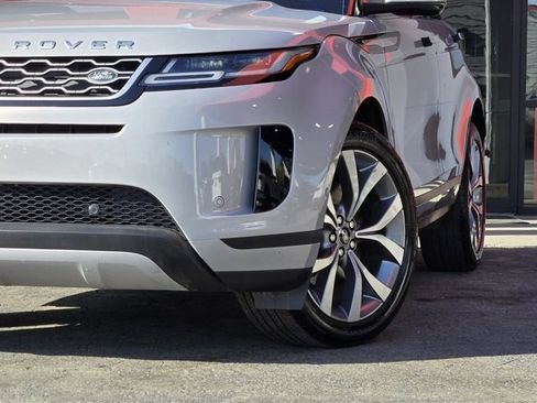 Used 2021 Land Rover Range Rover Evoque SE image 4