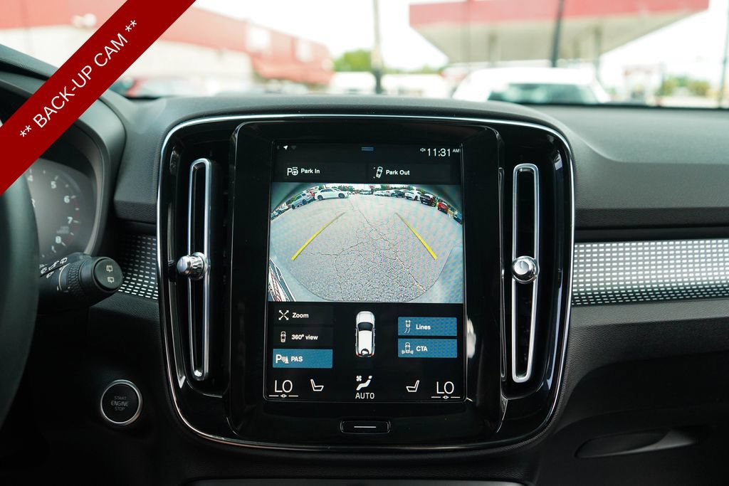 Used 2022 Volvo XC40 T5 R-Design AWD/4WD image 10
