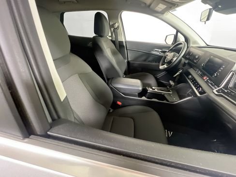 Used 2023 Kia Sportage LX AWD/4WD image 26