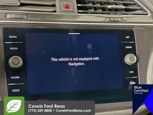 Used 2022 Volkswagen Tiguan SE image 16