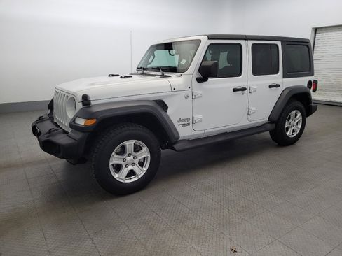 Used 2020 Jeep Wrangler Unlimited Sport S image 2