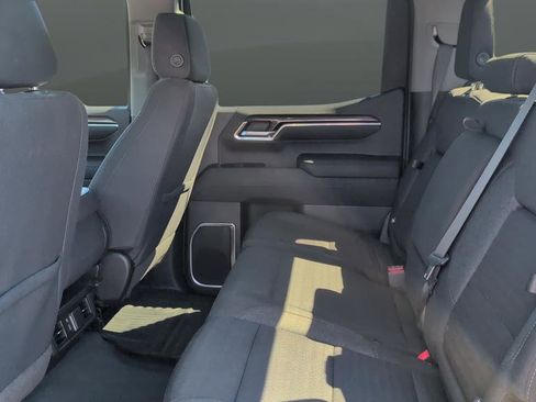Used 2023 Chevrolet Silverado 1500 LT AWD/4WD image 21