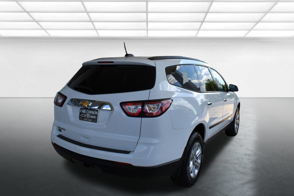 Used 2017 Chevrolet Traverse LS FWD image 6
