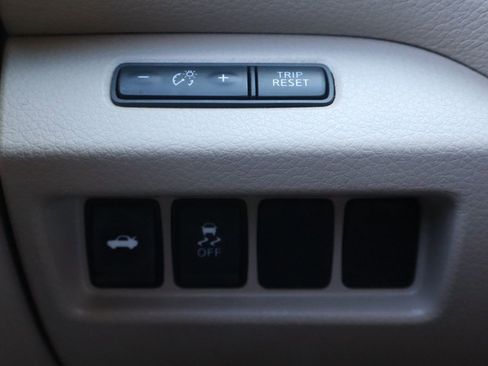 Used 2017 Nissan Altima 2.5 SV FWD image 28