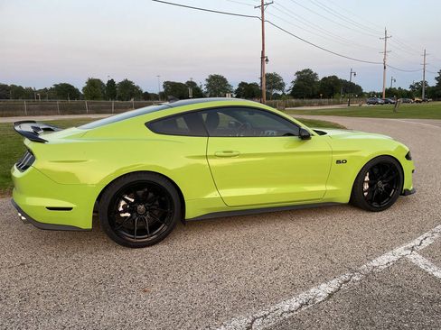 Used 2020 Ford Mustang GT RWD image 23