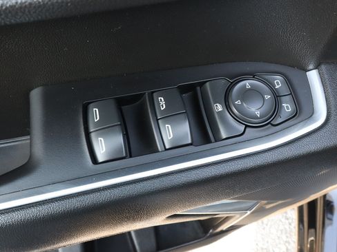 Used 2024 Chevrolet Silverado 1500 LT AWD/4WD image 14