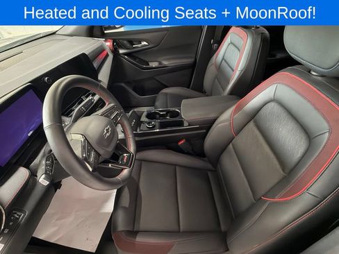 Used 2025 Chevrolet Equinox RS w/ Convenience Package III AWD/4WD image 9