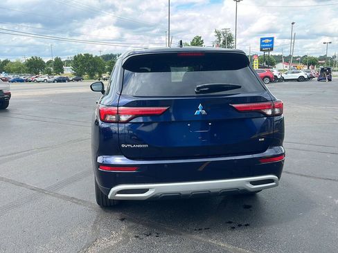 Used 2022 Mitsubishi Outlander SE FWD image 4