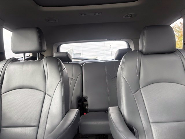 Used 2020 Buick Enclave Essence w/ Trailering Package, 5000 lbs. FWD image 11