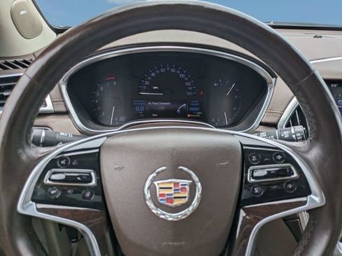 Used 2016 Cadillac SRX Luxury FWD image 25