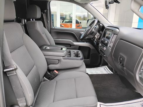 Used 2018 Chevrolet Silverado 1500 LT w/ Trailering Package image 11