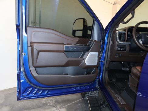 Used 2026 Ford F250 King Ranch w/ Chrome Package AWD/4WD image 33