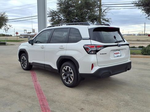 New 2026 Subaru Forester Premium image 2