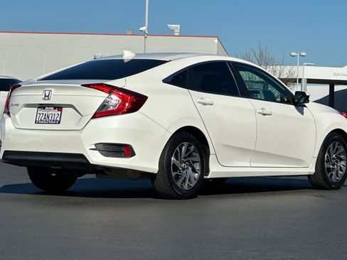 Used 2017 Honda Civic EX image 2