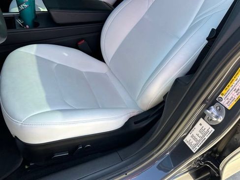 Used 2023 Tesla Model 3 Performance AWD/4WD image 10