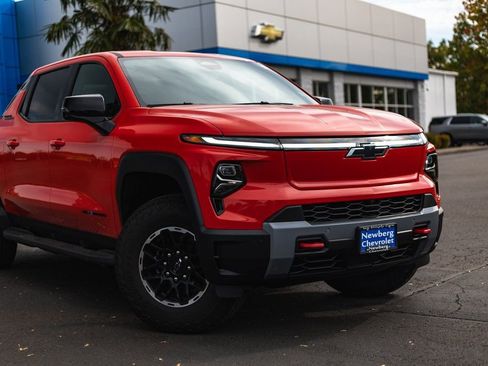 New 2026 Chevrolet Silverado EV Trail Boss w/ Premium Package image 3