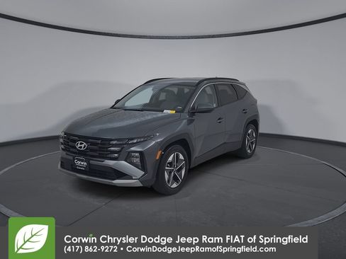 Used 2025 Hyundai Tucson SEL FWD image 6