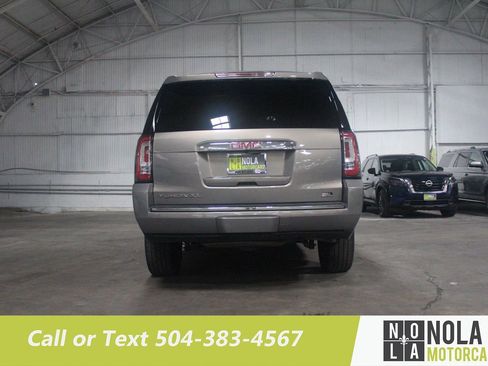 Used 2019 GMC Yukon XL Denali w/ Open Road Package image 12