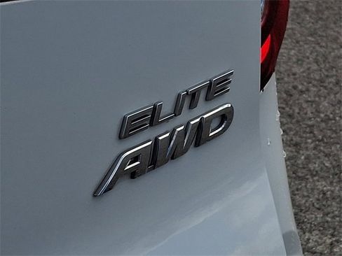 Used 2021 Honda Pilot Elite image 33