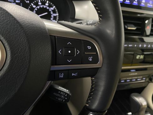Certified 2023 Lexus GX 460 Premium AWD/4WD image 17