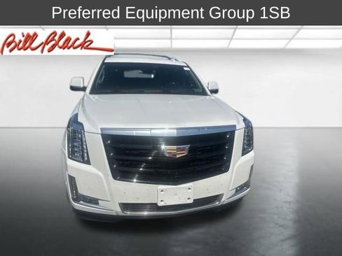 Used 2020 Cadillac Escalade Luxury AWD/4WD image 3