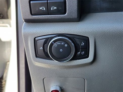 Certified 2022 Ford F350 XL w/ Power Equipment Group image 16