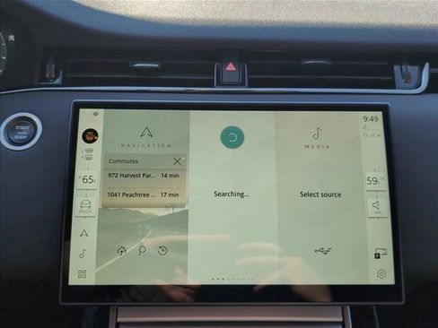 Used 2024 Land Rover Range Rover Evoque S image 12