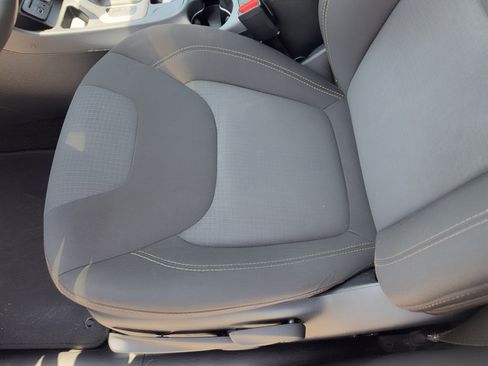 Used 2015 Jeep Cherokee Latitude FWD image 16