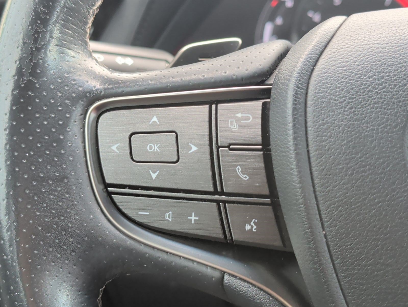 Used 2018 Lexus LS 500 F Sport w/ Performance Package RWD image 14