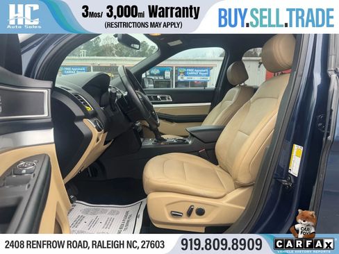 Used 2017 Ford Explorer XLT w/ Equipment Group 202A image 13