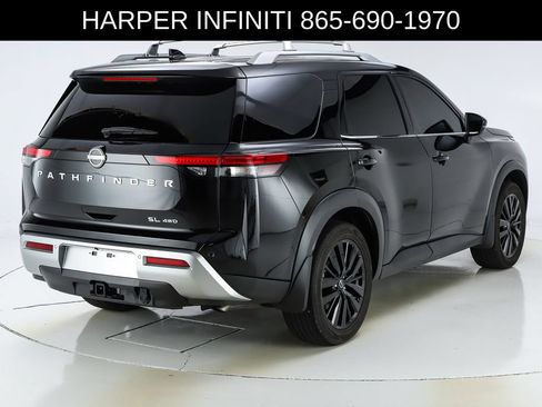Used 2024 Nissan Pathfinder SL w/ SL Premium Package AWD/4WD image 10