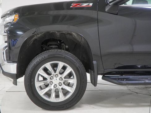 Used 2019 Chevrolet Silverado 1500 LTZ AWD/4WD image 17