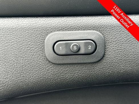 Used 2019 Dodge Durango GT image 22