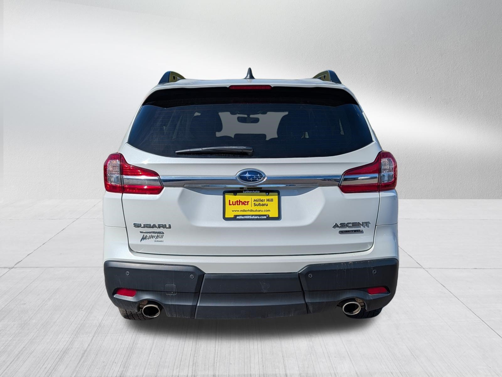 Used 2022 Subaru Ascent Limited AWD/4WD image 6