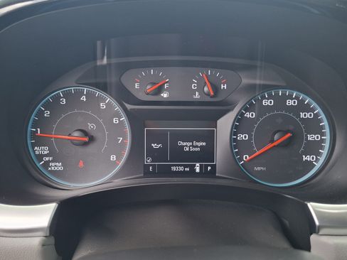 Used 2019 Chevrolet Traverse LT FWD image 12