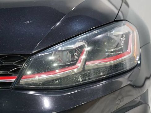 Used 2018 Volkswagen GTI Autobahn FWD image 6