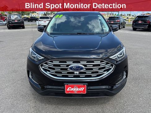 Used 2022 Ford Edge Titanium w/ Equipment Group 301A AWD/4WD image 9