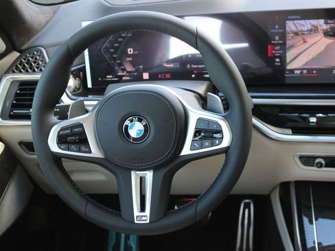 New 2026 BMW X7 M60i image 18