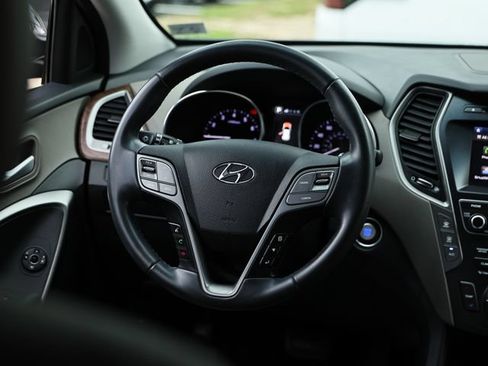Used 2019 Hyundai Santa Fe XL SE w/ SE Premium Package 02 FWD image 28