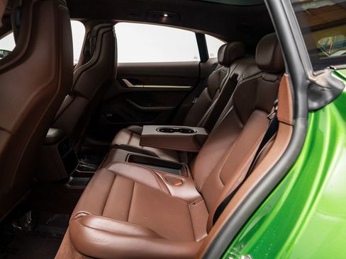 Used 2022 Porsche Taycan Turbo S image 30