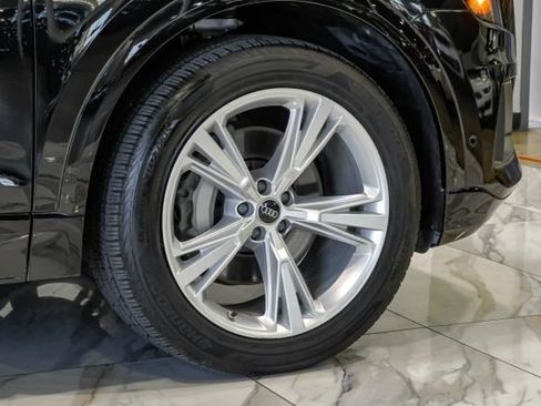 Used 2022 Audi Q8 Premium Plus w/ Premium Plus Package AWD/4WD image 70