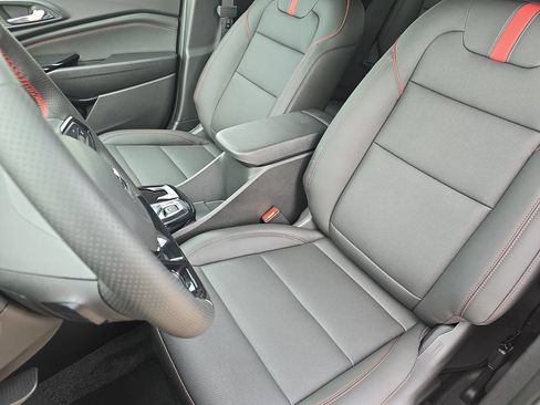 New 2026 Chevrolet Trax RS w/ Driver Confidence Package FWD image 15