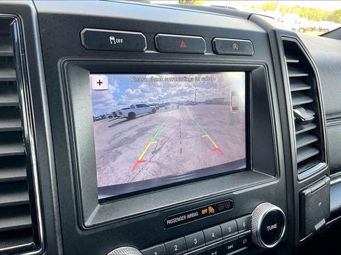 Used 2019 Ford Expedition Max Limited image 13